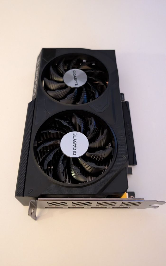 GIGABYTE GeForce RTX™ - photo numéro 5