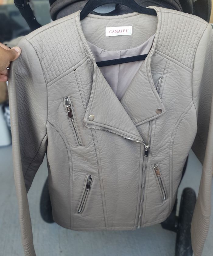 Veste en cuir camaïeu - photo numéro 2