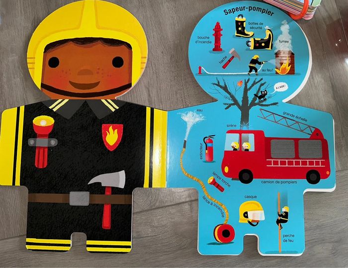 Livre enfant bébé maya oui oui premier mots - photo numéro 4