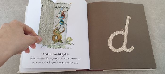 Livre mes lettres a toucher de Balthazar - photo numéro 6