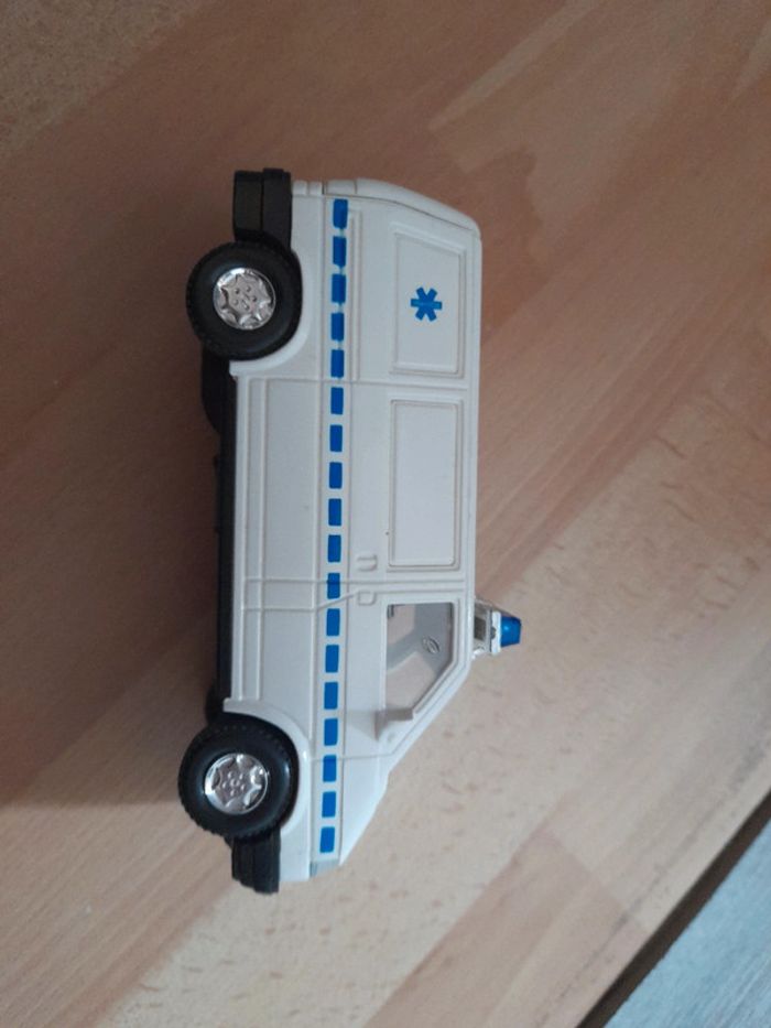 Ambulance Samu de PARIS - photo numéro 4