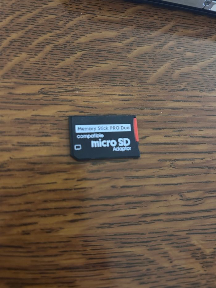 Carte mémoire 64 g 3211 jeux pour psp - photo numéro 1