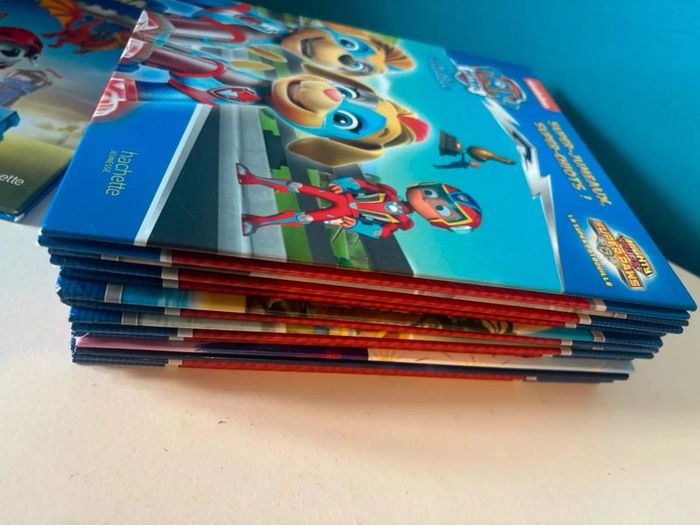 14 livres de la pat patrouille - photo numéro 4