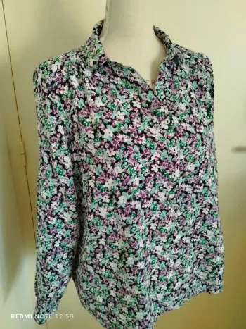 Jolie Blouse Fleuries taille 42