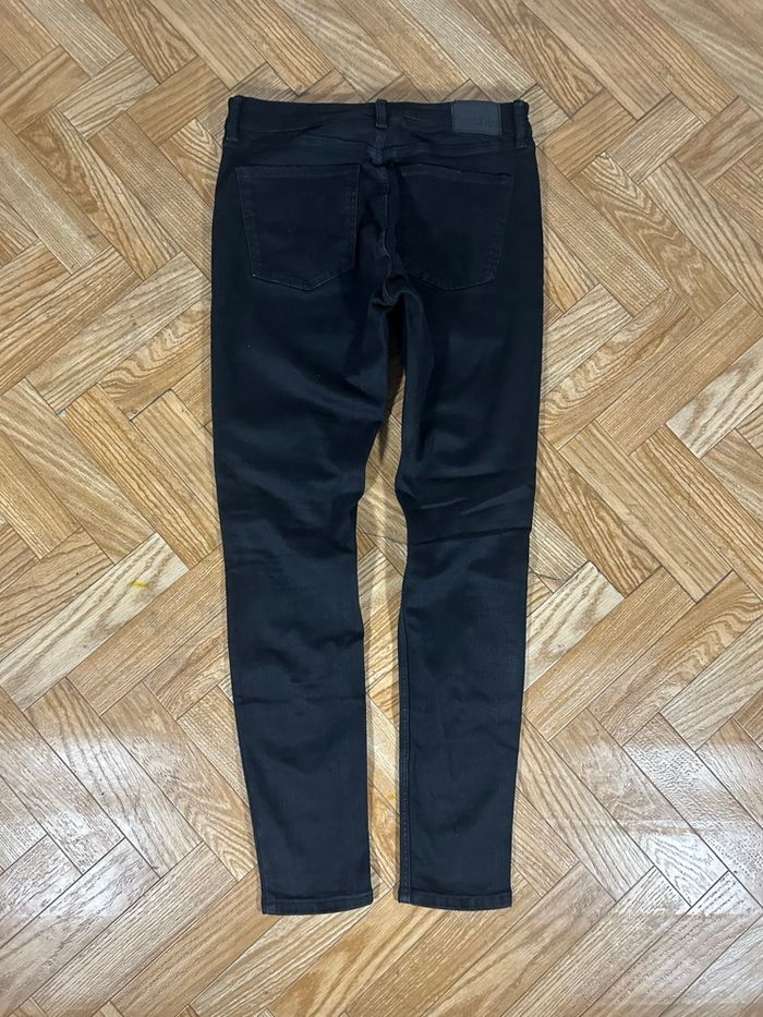 Jean Skinny Bershka Noir Déchiré - photo numéro 2
