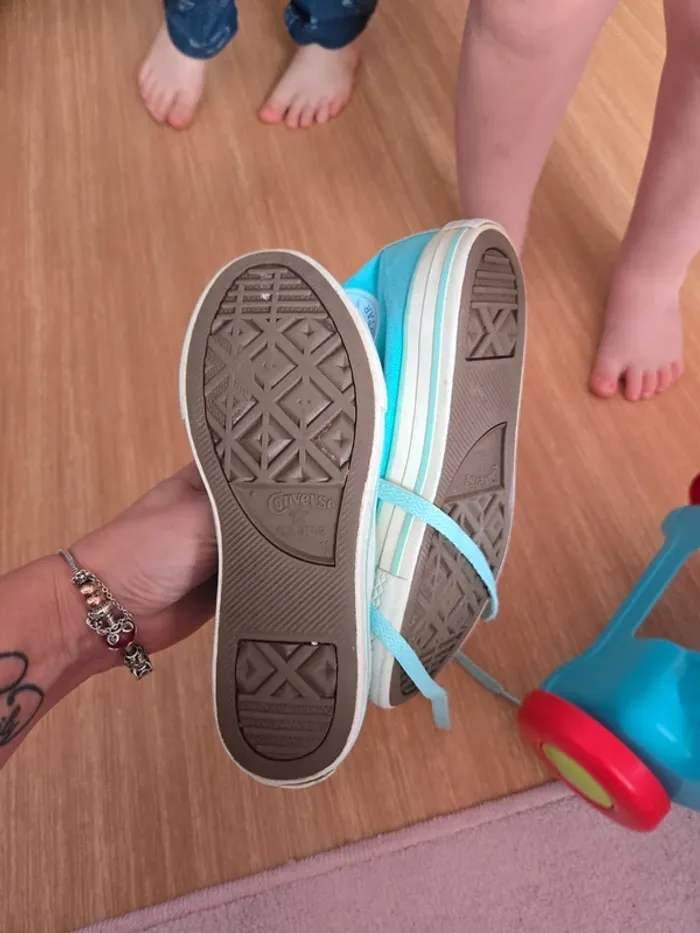 Converse taille 33 - photo numéro 3