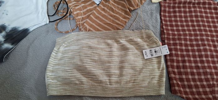 Lot de 6 crop tops neufs taille M avec ou sans étiquettes - photo numéro 2