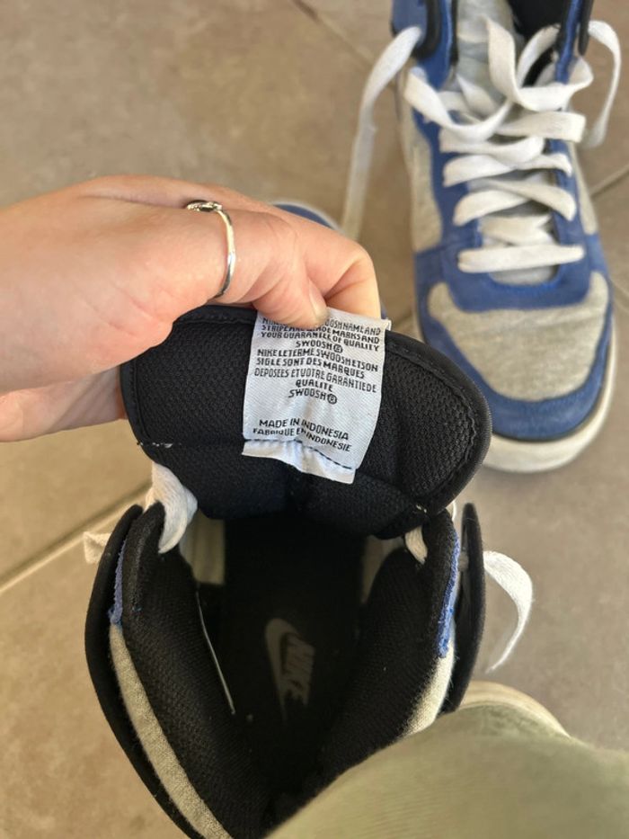 Nike grise et bleu taille 40 - photo numéro 5