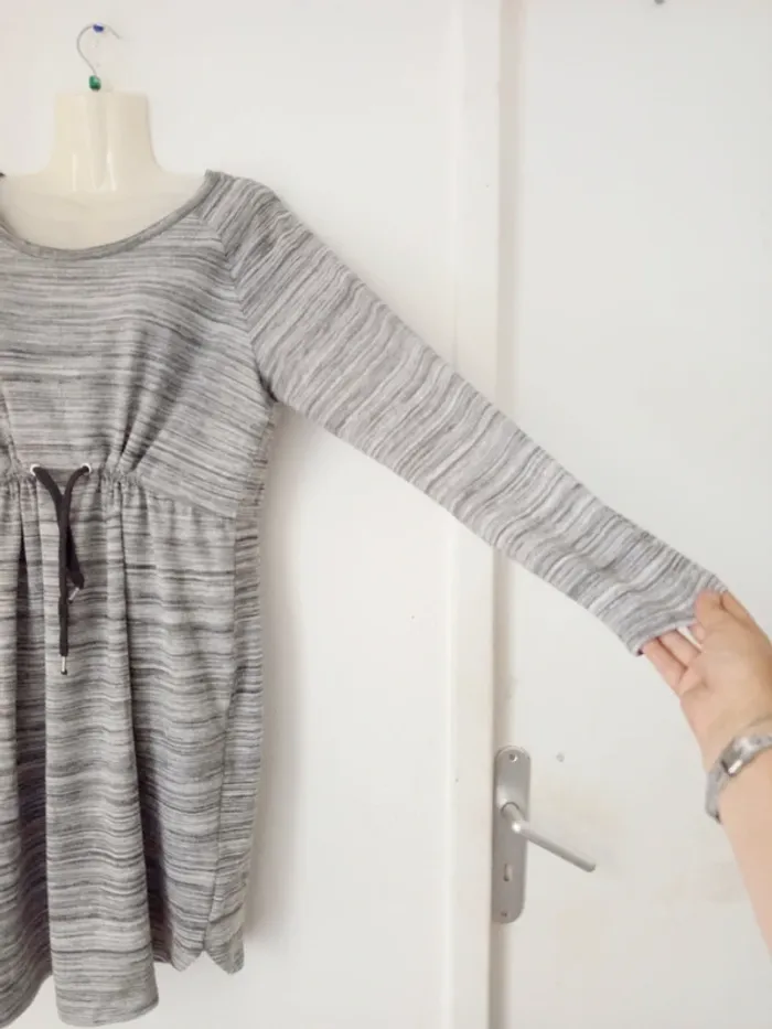 Robe pull de grossesse femme - photo numéro 2