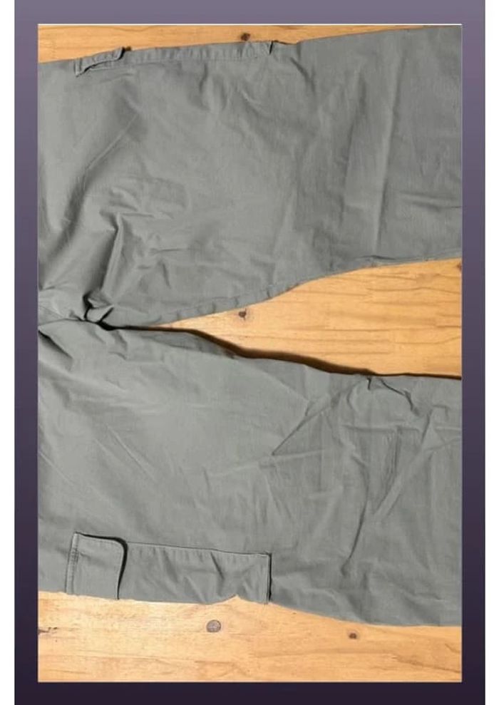 Pantalon cargo Bershka - photo numéro 2