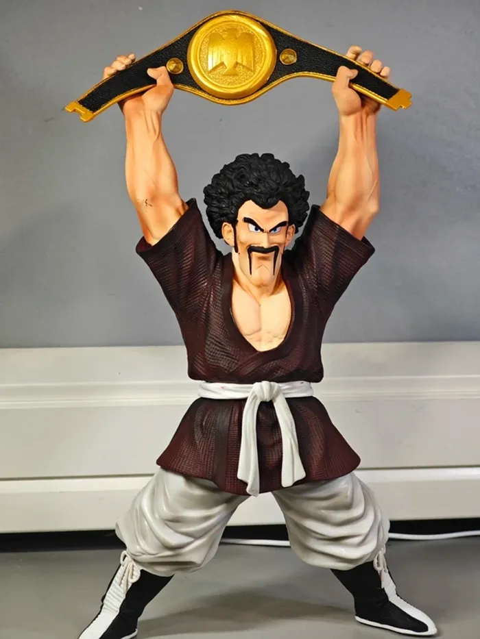 Figurine Dragon Ball : Mr Satan Dream SSJ 32cm neuve sans boîte - photo numéro 2