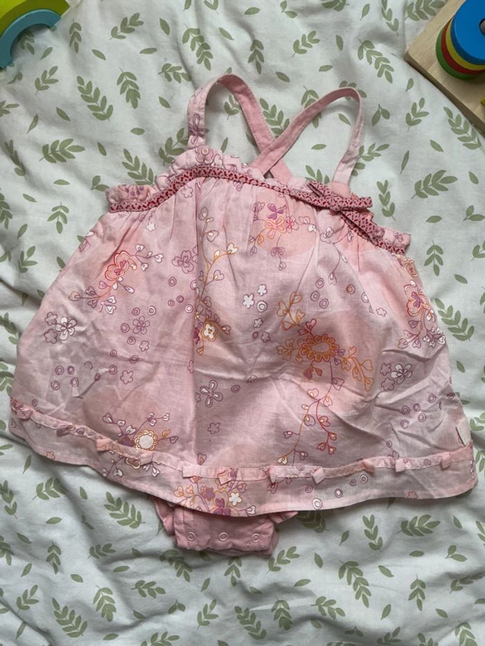 barboteuse rose motifs violet 9 mois elle - photo numéro 3
