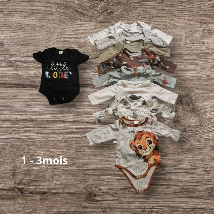 Lot bébé 0 à 3mois