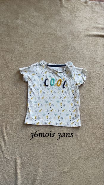 TEE shirt 3ans