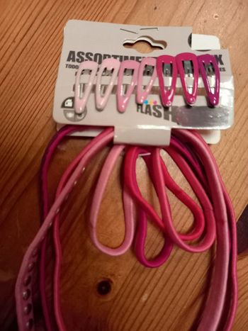 Ensemble de pinces et élastiques