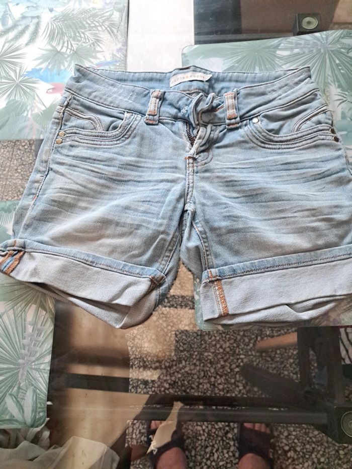 Short femme