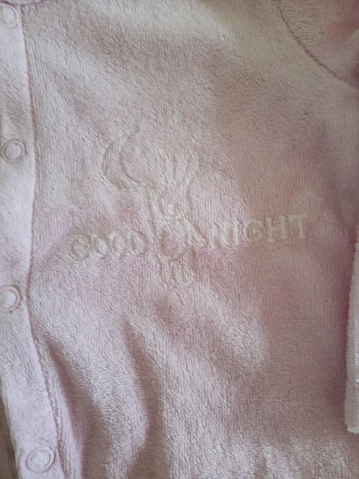 Pyjama rose "Good Night" _ 1 mois - photo numéro 2