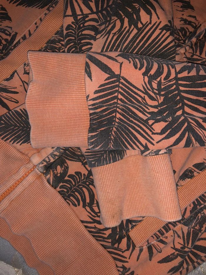 Gilet a capuche - photo numéro 3