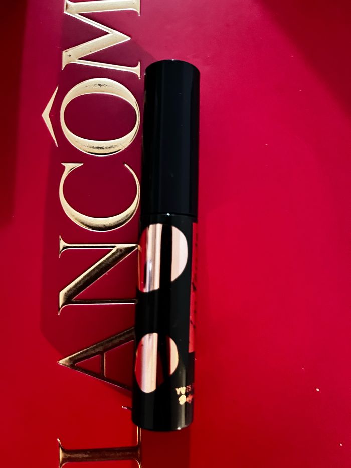 Mascara petit format , couleur noir, yves rocher