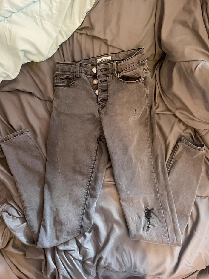 Pantalon skinny gris délavé – Taille 14 ans / XS