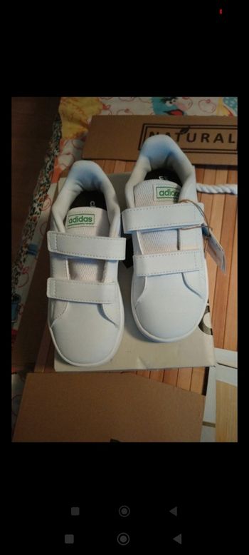Adidas mixtes vertes taille 27