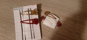 Lot de 5 pinces pliantes rouge / dorée pailletées neuves et en très bon état