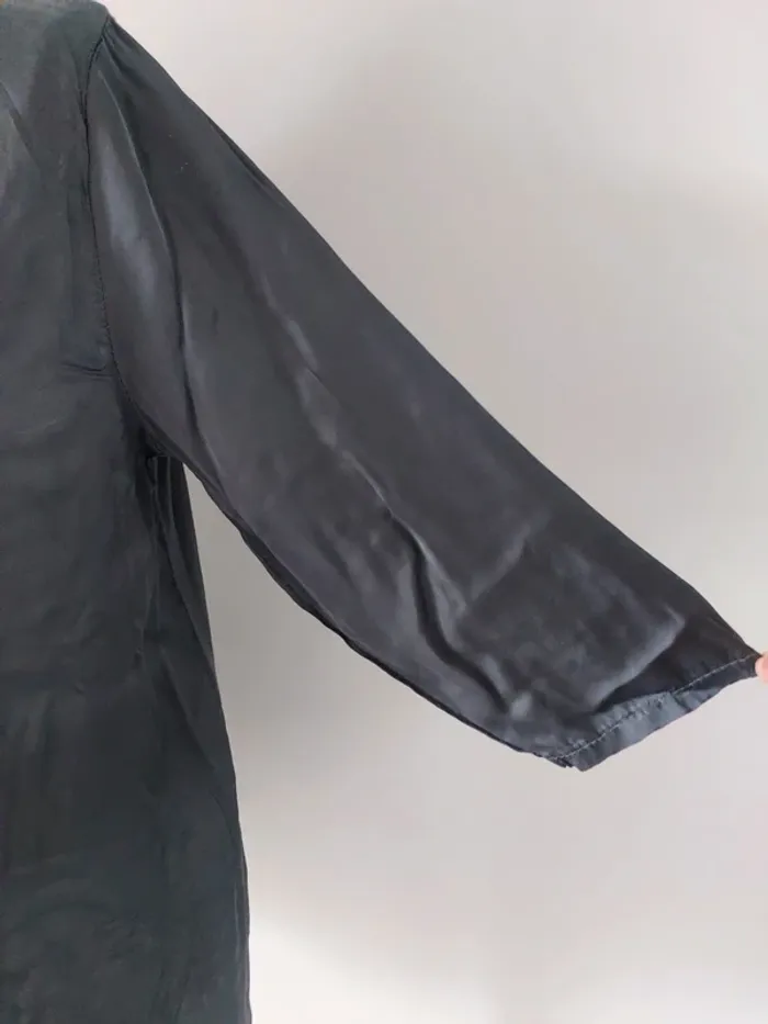 Haut gris satin - photo numéro 3