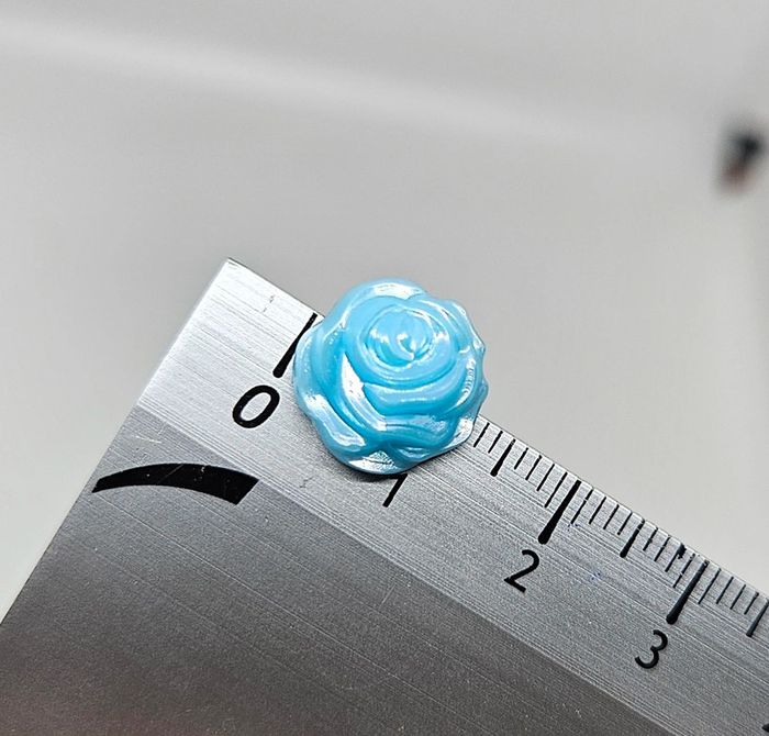 Paire de boucles d'oreilles. Neuve. - photo numéro 4