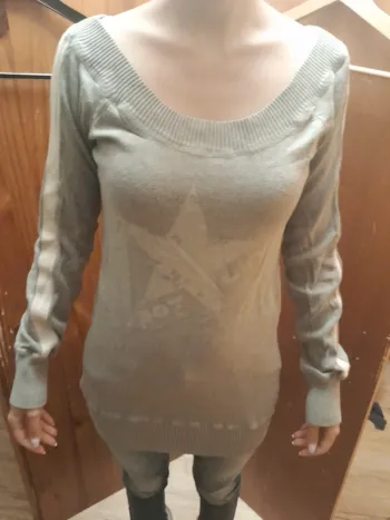 Pull gris