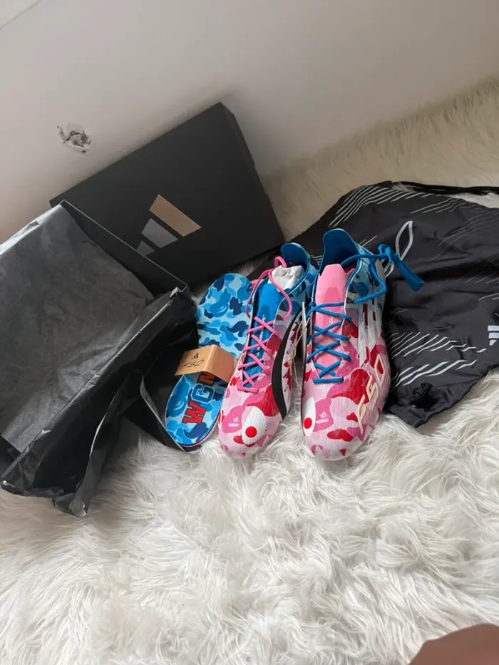 Adidas bape F50 taille 44 Tout neuf dans la boîte - photo numéro 2