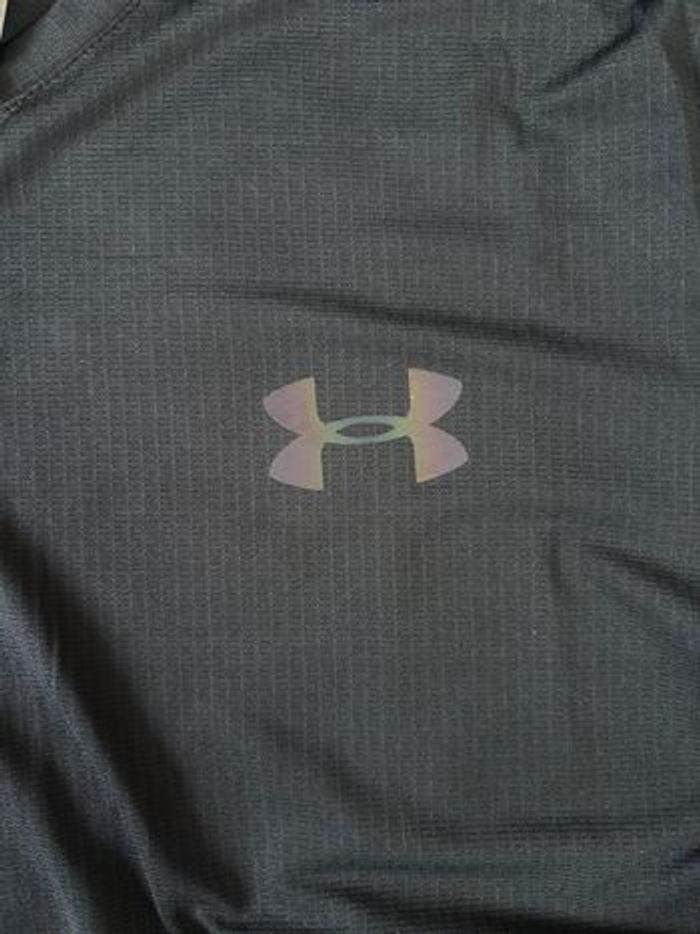 Ensemble Under Armour T-Shirt et Short Fluorescent Taille M - photo numéro 5