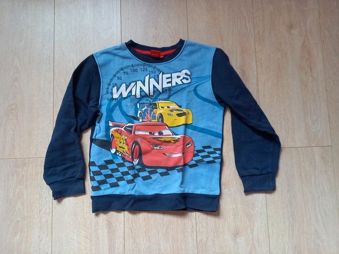 Pull Disney cars 8 ans
