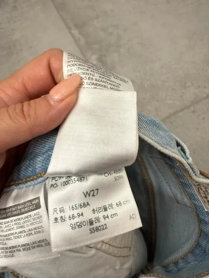 Short en jeans Levi's 501 femme W27 super état - photo numéro 8