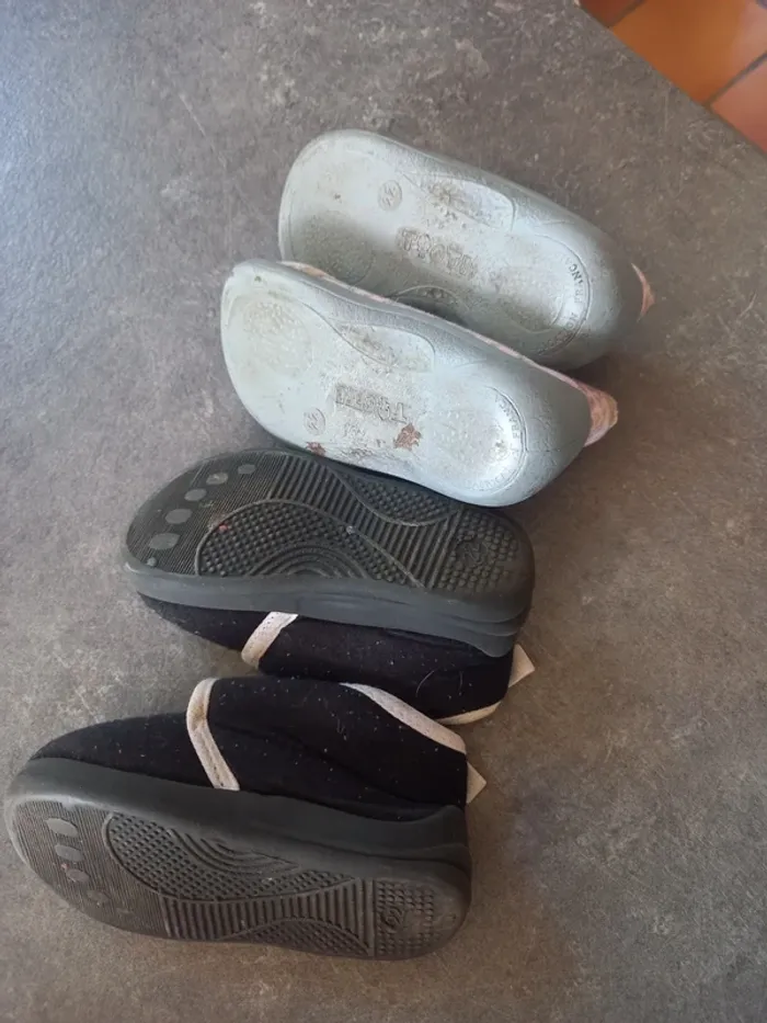 Lot chaussons 22 - photo numéro 3
