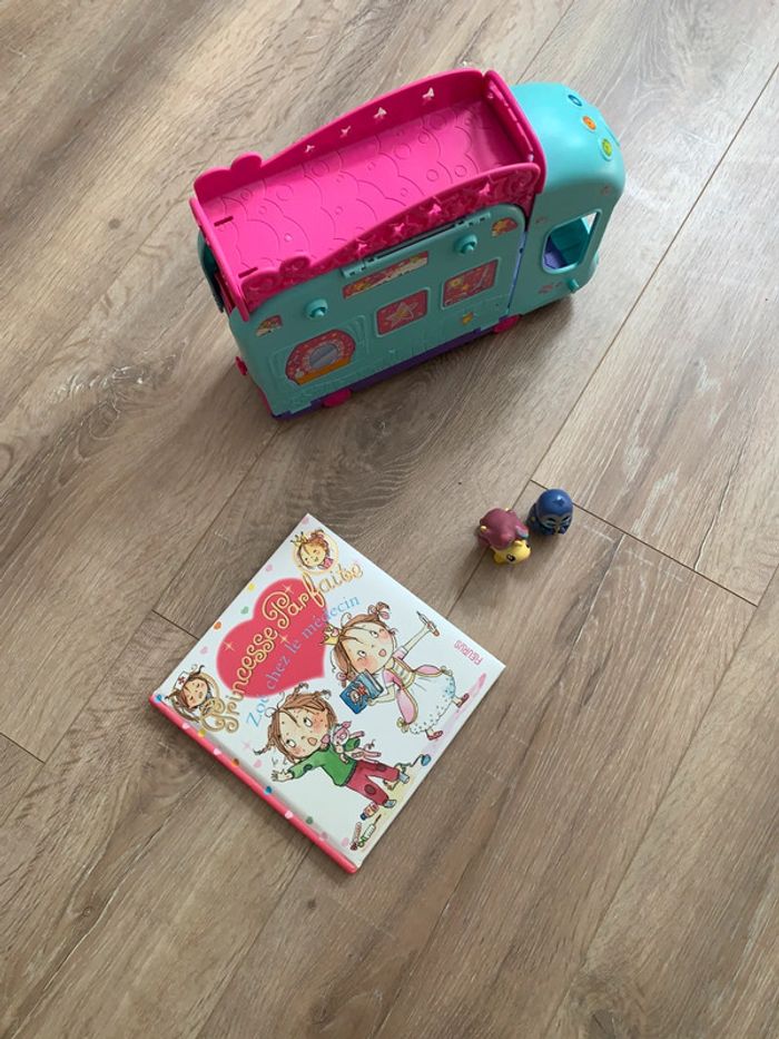 Lot jouets pour petite fille - photo numéro 3