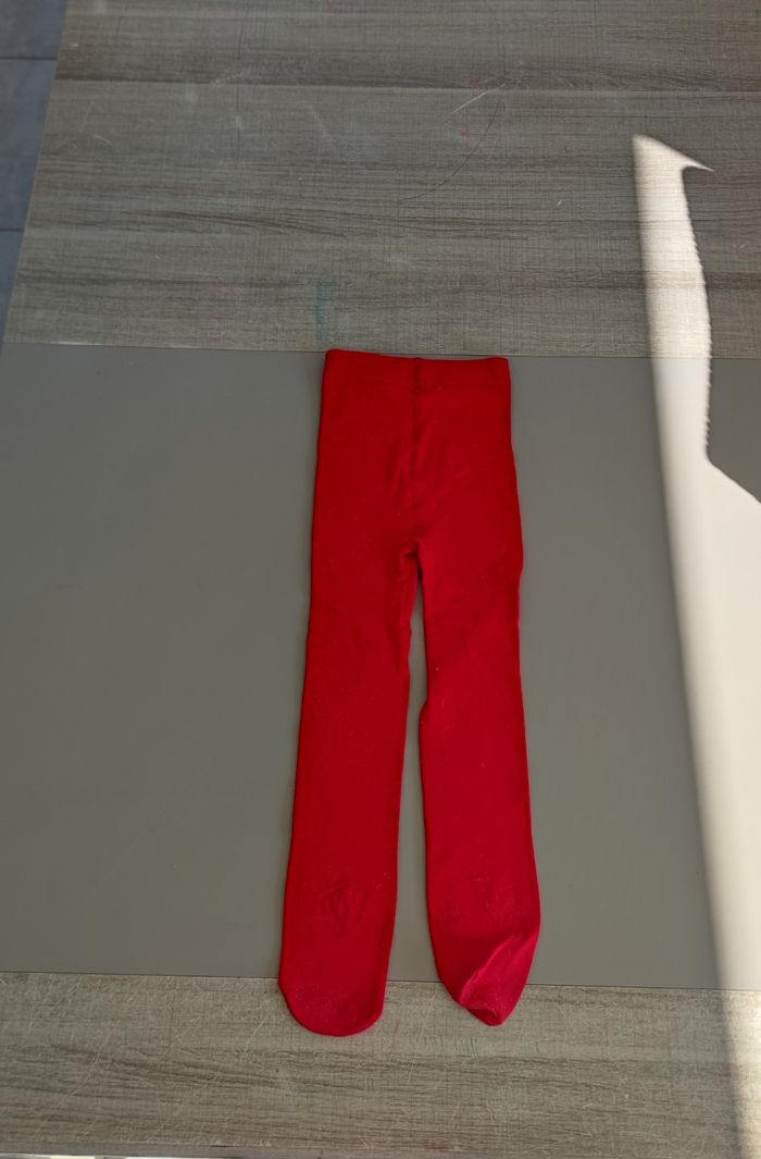 Collant rouge 3-4 ans Pocopiano ❤️