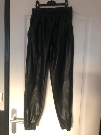 Pantalon effet cuir