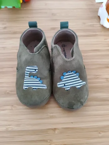 Chaussons souples 23