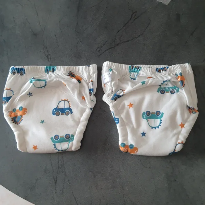 Lot 2 culottes d' apprentissage
entrainement
propreté enfant/ bébé garcon 3 ans L
110cm - photo numéro 2