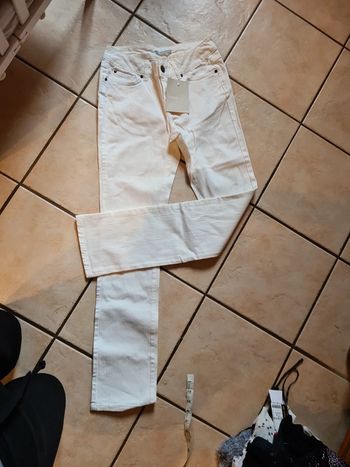 Jean blanc 3 suisses 36 neuf