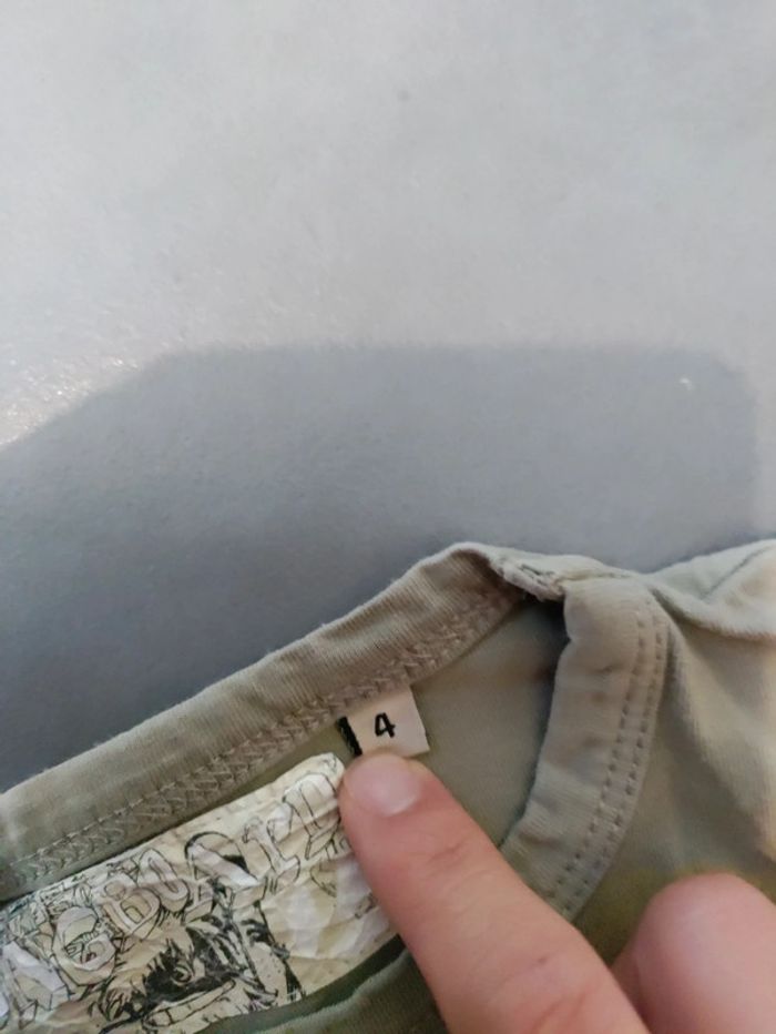 Tee shirt manches longues 4 ans 1€ - photo numéro 2