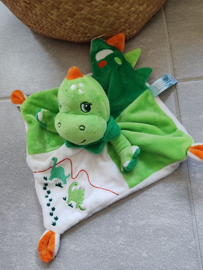 Doudou dinosaure