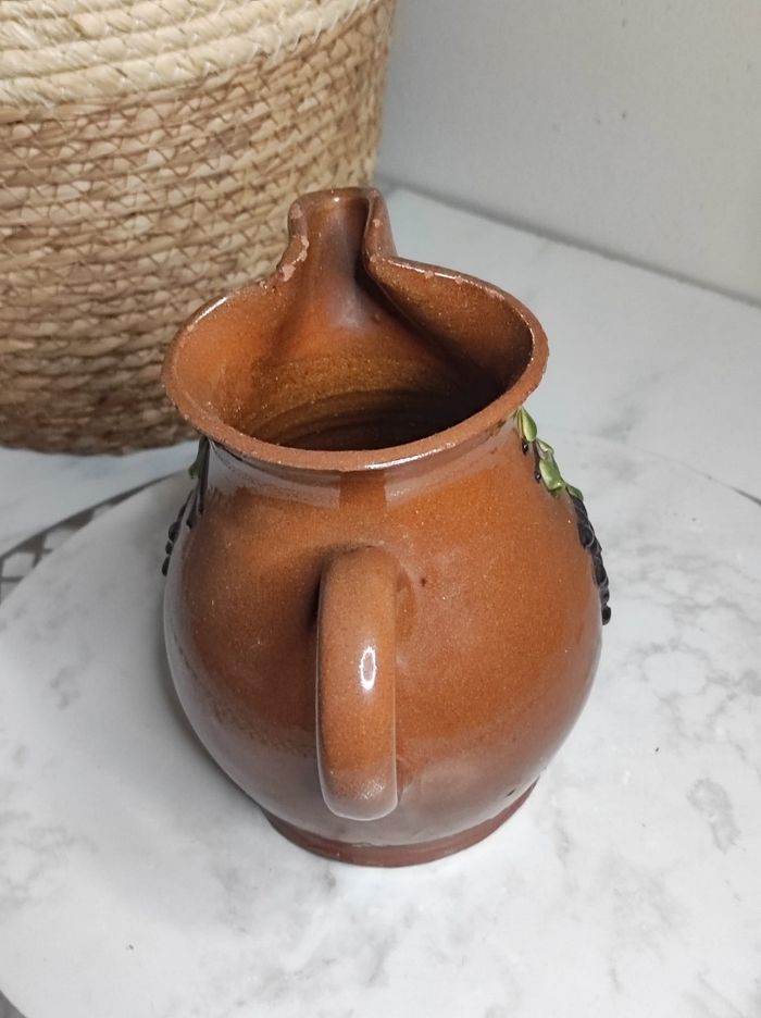 Pichet parlant en terre cuite - photo numéro 4