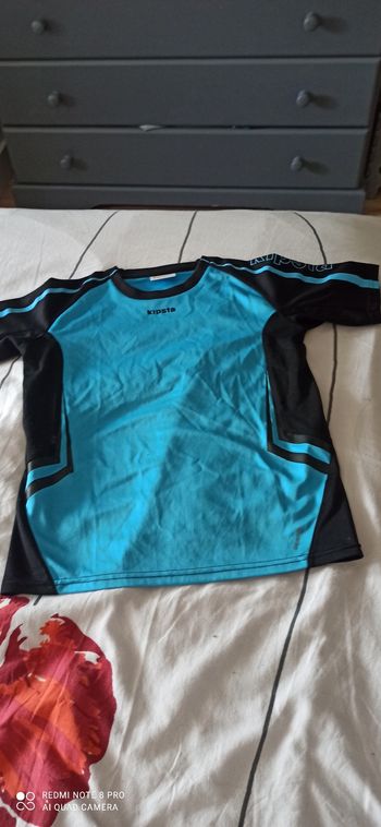 T shirt kipsta 10 ans