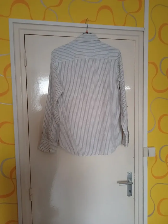 Chemise blanche rayé taille 39-40 (M) - photo numéro 4