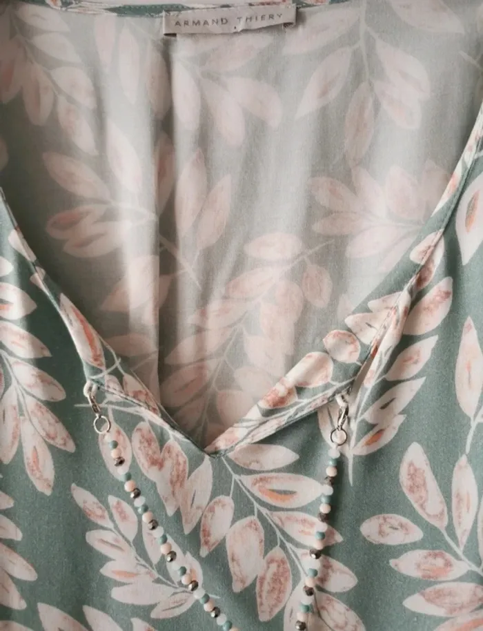 Robe Armand Thiery Taille 42 Neuve - photo numéro 4