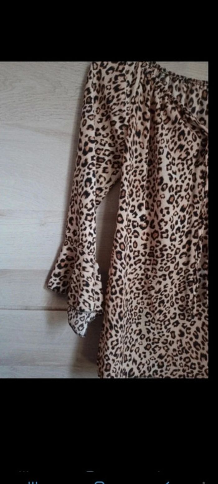 Très belle blouse léopard neuve taille 38 - photo numéro 3