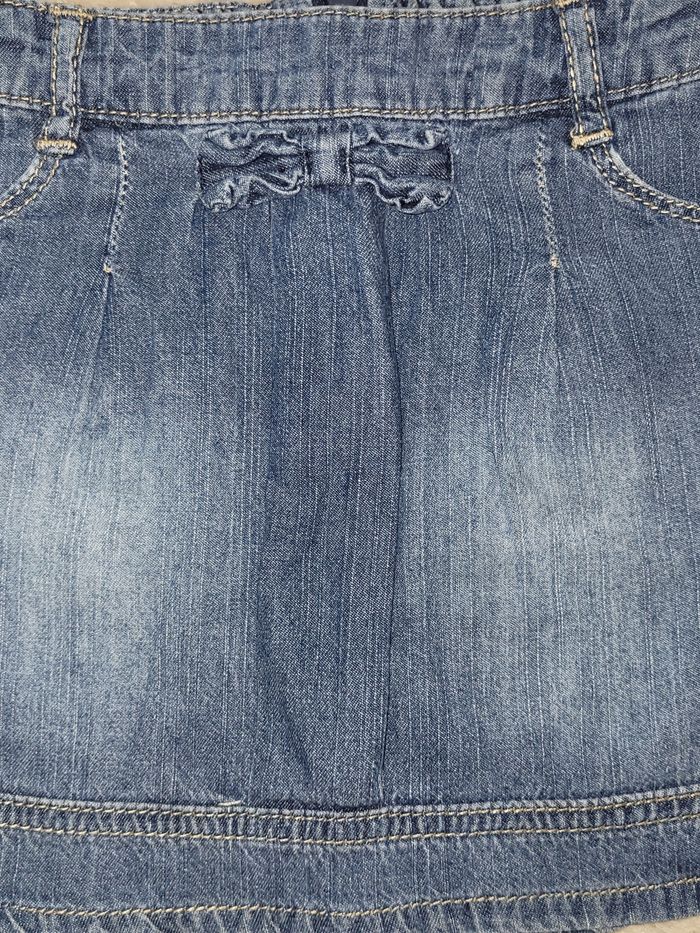 Jupe en jean taille 5 ans - photo numéro 2