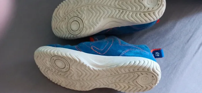 Baskets bleues pour salle de sport - photo numéro 3