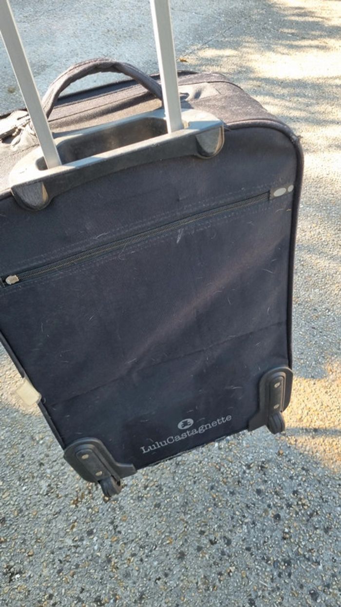 Valise à roulettes bleu à code sécurité et soufflet en plus - photo numéro 5